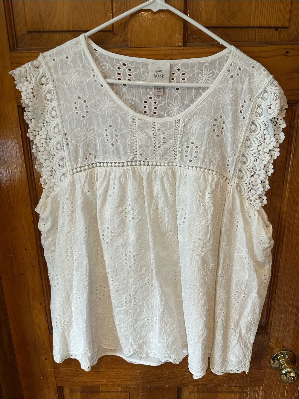 Knox Rose White Eyelet Lace Tank Top with Crochet Trim